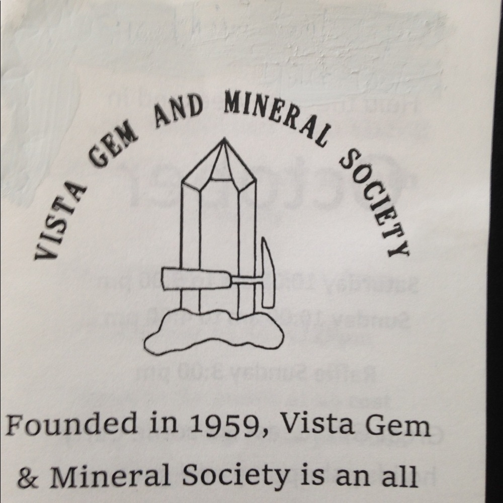 Meet your Posher, Lori - Picture 9 of 9